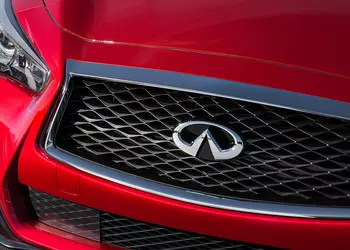 Infiniti is preparing a sports sedan with a manual instead of an electric car