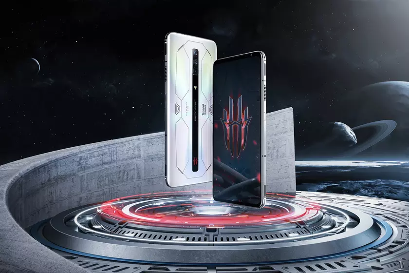 Смена лидера и сплошной Snapdragon 888: опубликован рейтинг самых мощных Android-смартфонов сентября по версии AnTuTu