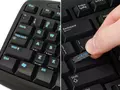 files/u2/2010/04/GlowingKeyboardStickers01.jpg