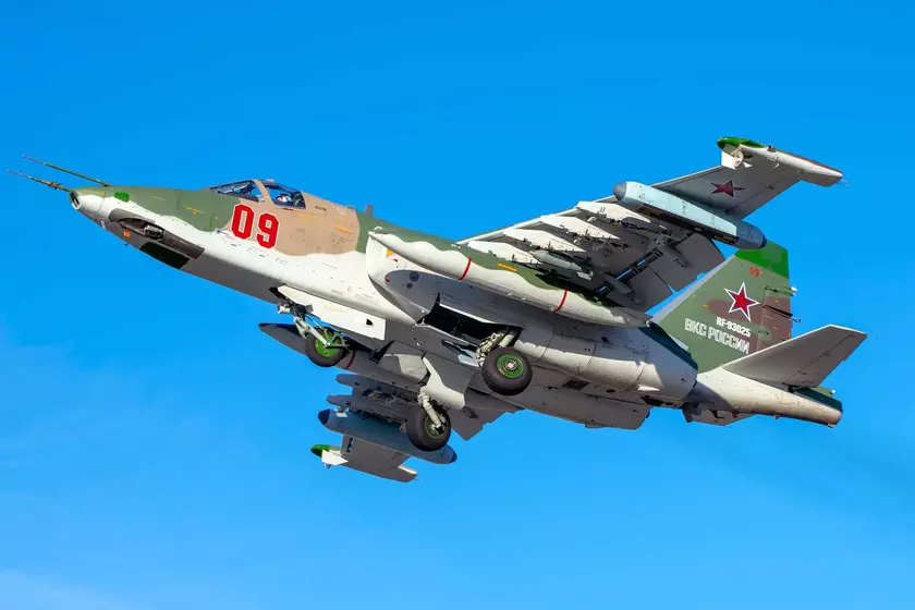 В россии самоуничтожился ещё один Су-25