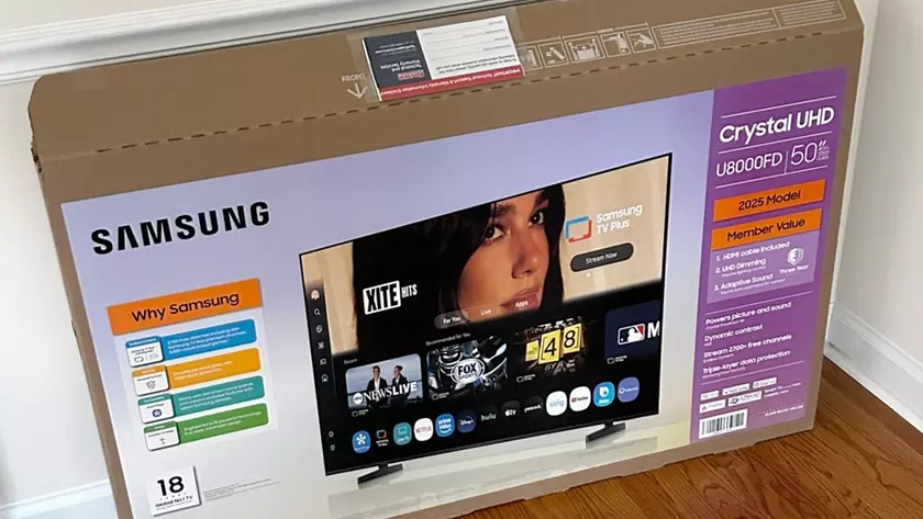 Дуа Липа украшает упаковки новых телевизоров Samsung