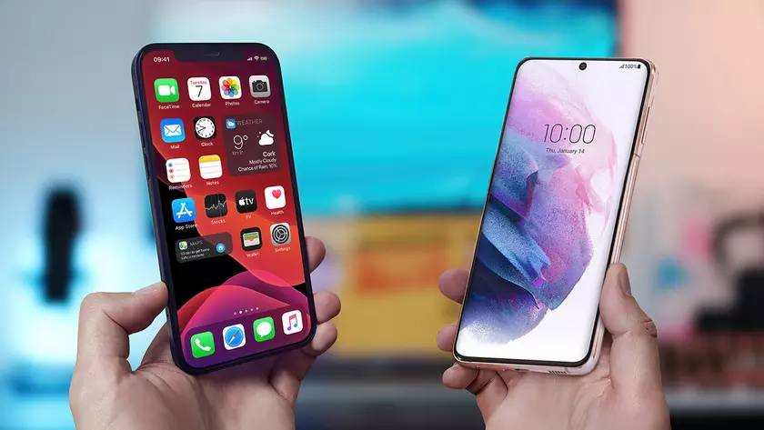 Битва титанов: Samsung Galaxy S21 Ultra против iPhone 12 Pro Max в экстремальном тесте на прочность