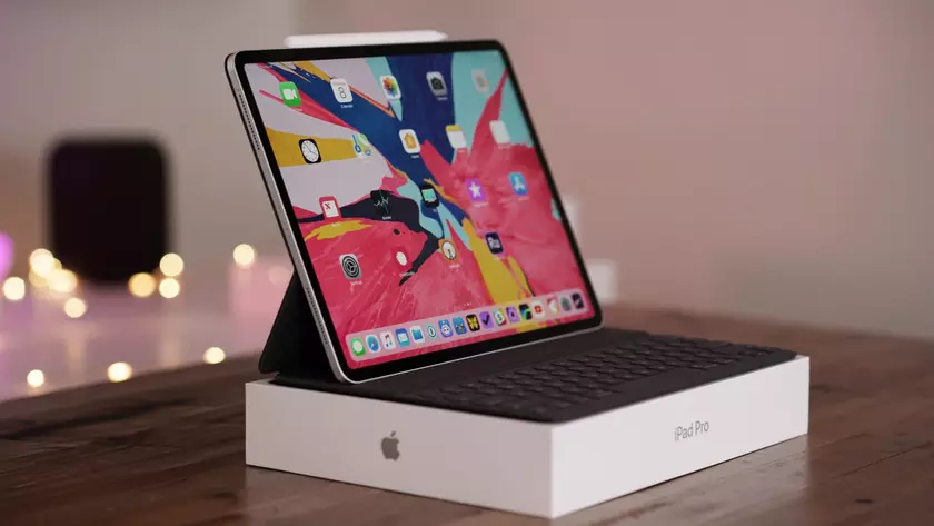Apple отправляет покупателям погнутые iPad Pro, но «это нормально»