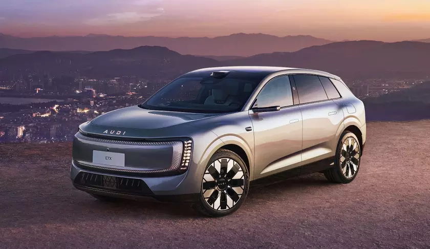 новый электрический кроссовер AUDI E7X