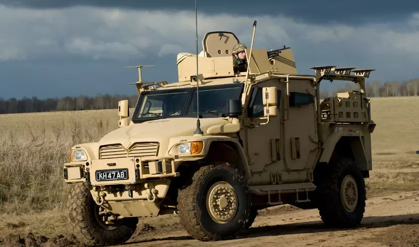 ВСУ получили британские бронемашины HUSKY TSV