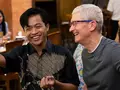 post_big/tim-cook-reverse-selfie.jpg