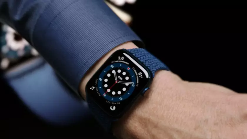 Apple будет бесплатно ремонтировать проблемные Apple Watch Series 6