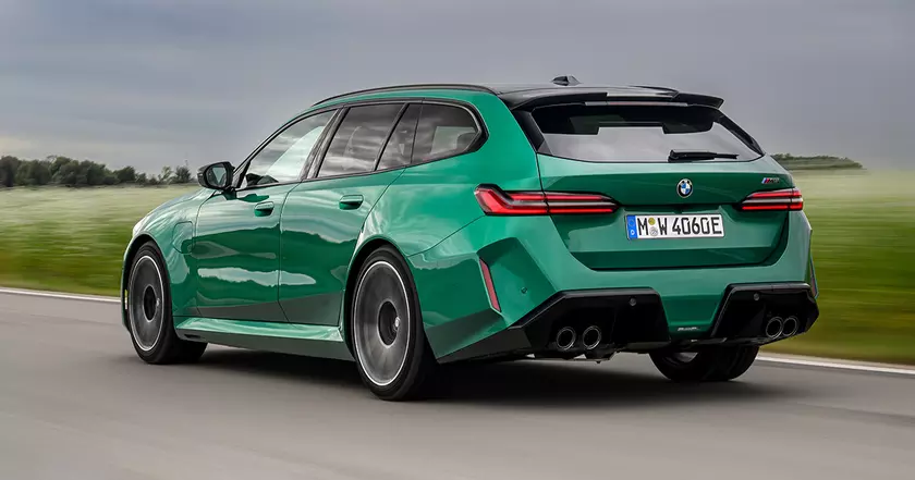 Descubre el Motor Asombroso del Nuevo BMW M5 Touring
