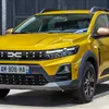 Dacia Sandero Stepway Hybrid 2026 вид сзади маленькое изображение