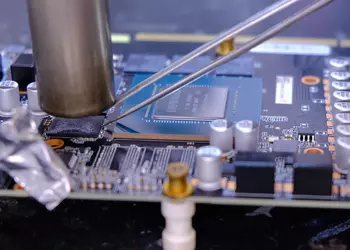 Франкенштейн с паяльником: как энтузиаст «вылечил» жадность NVIDIA в RTX 3070