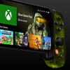 Контроллер Backbone One: Xbox Edition в действии