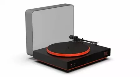 JBL Spinner BT: перший Bluetooth-програвач JBL з aptX HD, за допомогою якого можна слухати вінілові платівки на бездротових колонках і навушниках