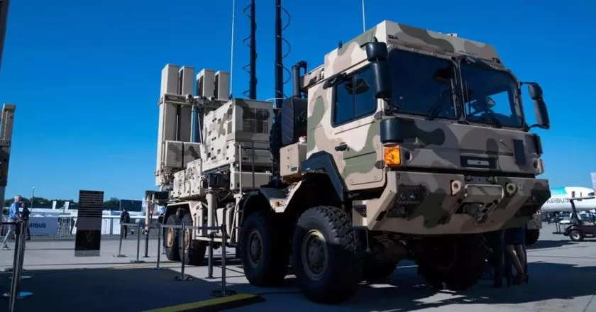 Германия официально одобрила покупку шести зенитно-ракетных комплексов IRIS-T SLM стоимостью более $1 млрд