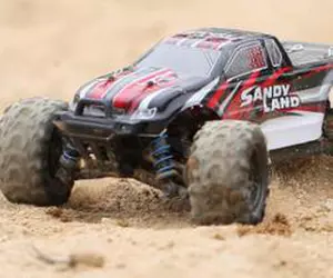 1:18 DEERC 9300 High Speed RC ...