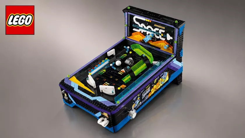 Погружаемся в ностальгию с LEGO Icons: Pinball Machine теперь и в конструкторе!