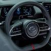 Une petite photo de la Mazda EZ-6 Sports Edition - vue de côté