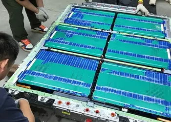 Смерть ремонтопригодности: что показал детальный разбор Blade Battery от BYD