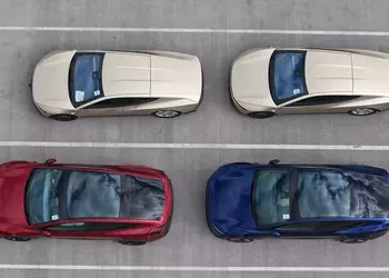 Tesla Cybercab против Model Y: когда размер имеет значение