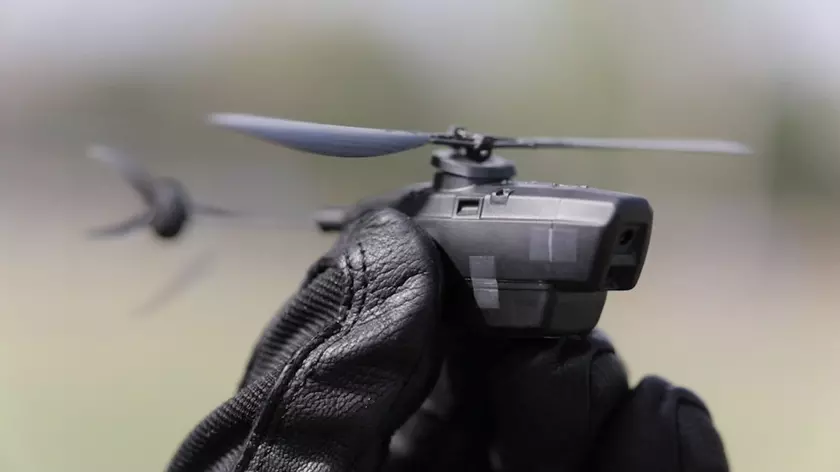 Армия США заказала большую партию разведывательных нано-дронов Black Hornet 3 весом 33 г на сумму $94 млн