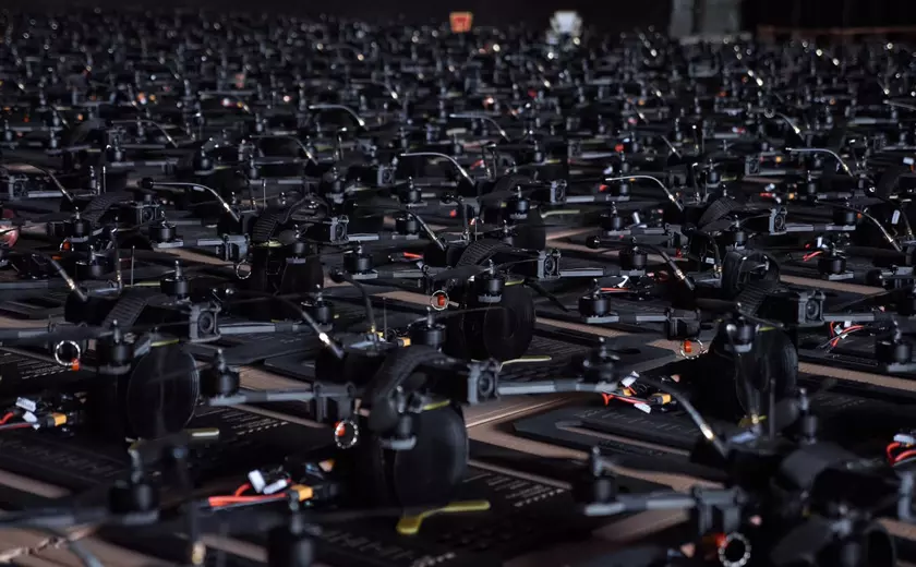Силы обороны Украины получили 500 квадрокоптеров DJI Mavic, 300 FPV-беспилотников Phoenix 03 Heavy и 40 ударных гексакоптеров Vamprie с тепловизорами