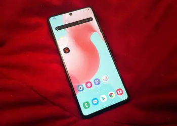 Обзор Samsung Galaxy S10 Lite: флагман на минималках