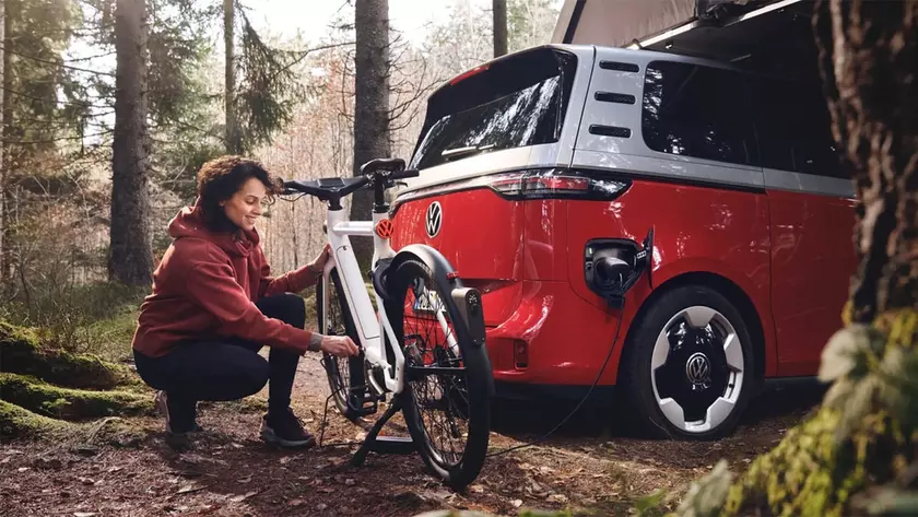 Электровелосипед Volkswagen с интегрированными системами безопасности