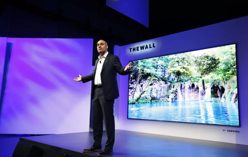 В Samsung представили безрамочный 146-дюймовый MicroLED и 8К-телевизор с ИИ