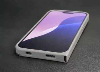 Enthusiast engineer's iPhone case switches Lightning port to USB-C