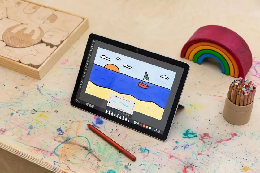Microsoft Surface Go 3 – ноутбук на Windows 11 за $400