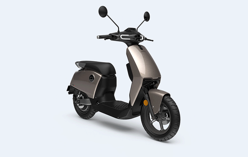 Электроскутер Xiaomi Super Soco CU Electric Smart получил запас хода до 120 км и стоит от $774