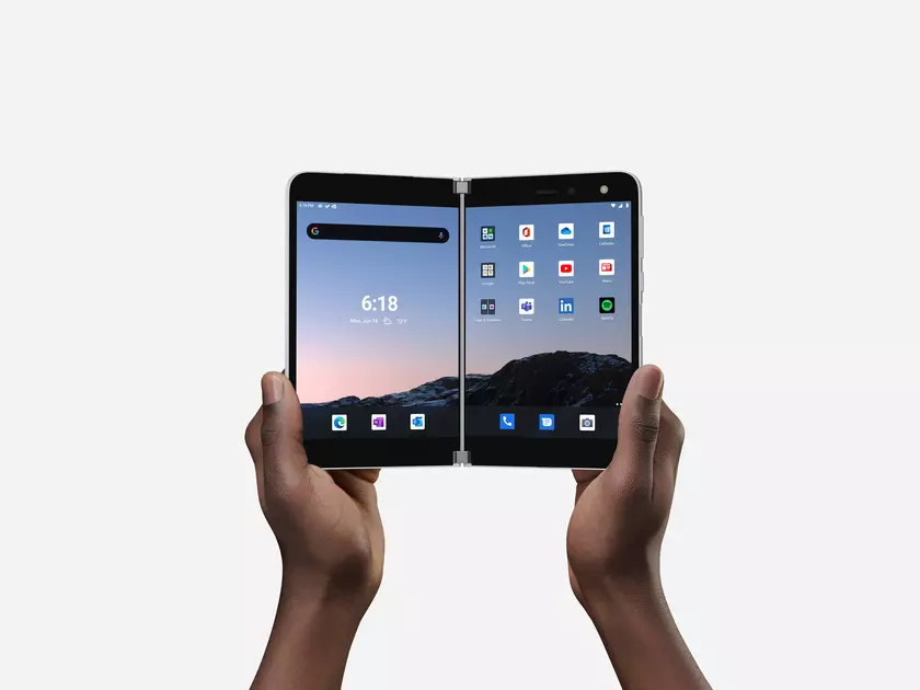 Лучше поздно, чем никогда: Microsoft начала обновлять Surface Duo до Android 11