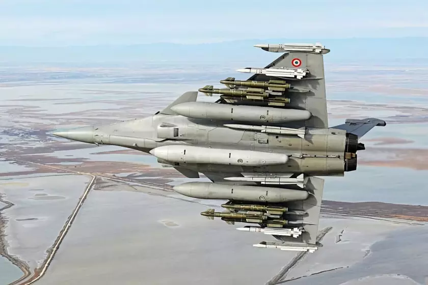 Украинские истребители F-16 смогут нести французские управляемые авиабомбы AASM Hammer