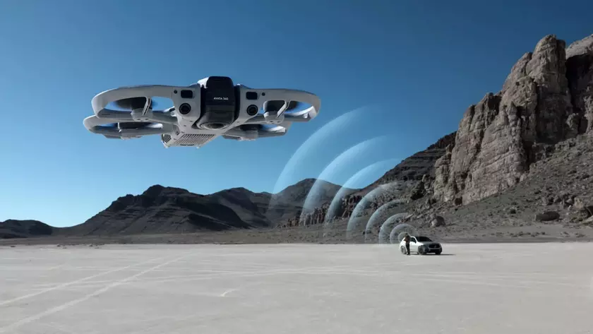 Новый дрон DJI Avata 360 в полете