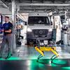 Процесс сборки автомобилей