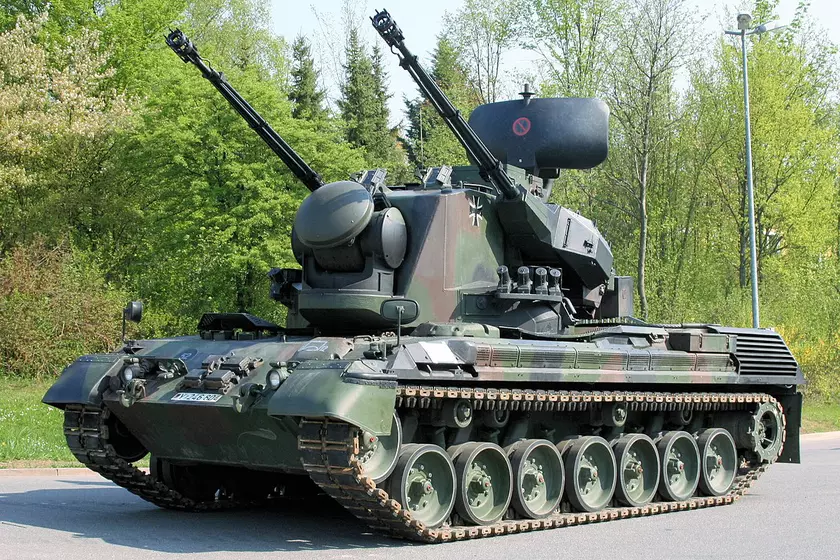 Боевой Зенит: Как Установка Gepard Защищает Небо