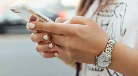 Social media apps may receive warning labels