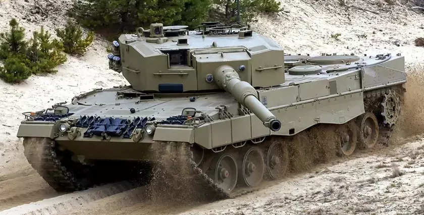 Испания восстановила для Украины 10 Leopard 2A4, которые были повреждены на фронте