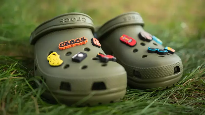 Кроссовер, на который вряд ли кто-то ожидал: Fortnite объявила о сотрудничестве с Crocs - вы сможете одеть своего персонажа в брендовые сандалии