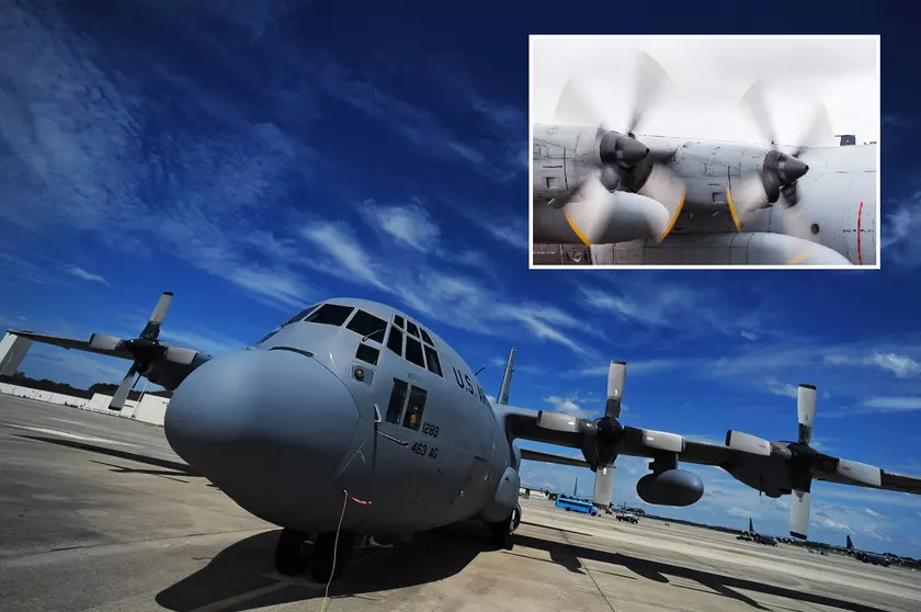 ВВС США приостановили использование почти всех транспортных самолётов Lockheed C-130H Hercules из-за трещин в винтах