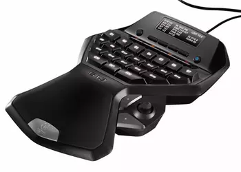 Logitech G13: монструозный геймпад с дисплеем и 25 кнопками