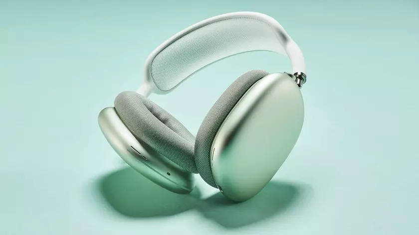 Новая модель AirPods Max с USB-C не выйдет до конца 2024 года — Bloomberg
