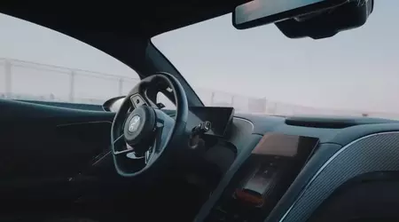 BYD продемонструвала як автопілот 'God's Eye' керує суперкаром на гоночному треку