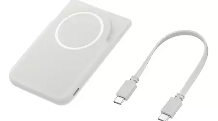 Samsung introduced a compact magnetic power bank with a 5000mAh capacity and built-in stand