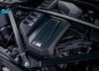 BMW M2 xDrive: когда сцепления много не бывает, а лишний вес не пугает