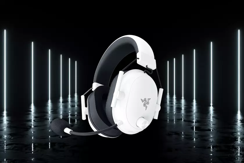 Razer BlackShark V2 HyperSpeed White Edition c тройной системой подключения дебютировали в США и Европе