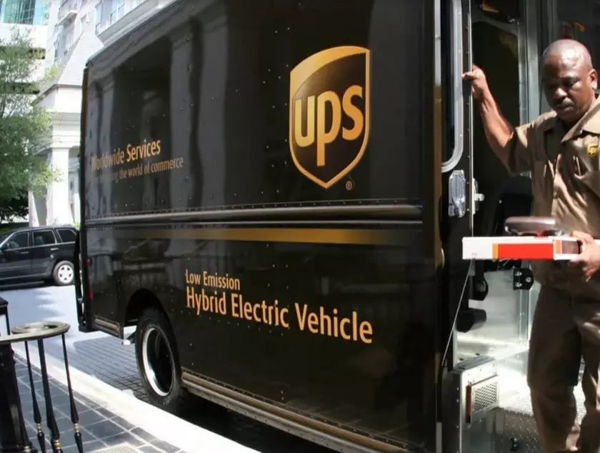 Американская логистическая компания UPS приостанавливает операции в Украине, россии и беларуси
