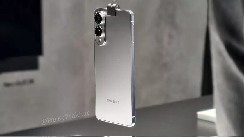 Samsung Unleashes the Future: Galaxy S25 Edge Takes Innovation to New Heights