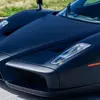 Ferrari Enzo мініатюра уночі