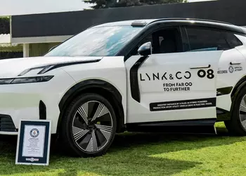 Lynk & Co 08 установил мировой рекорд запаса хода на электротяге среди PHEV