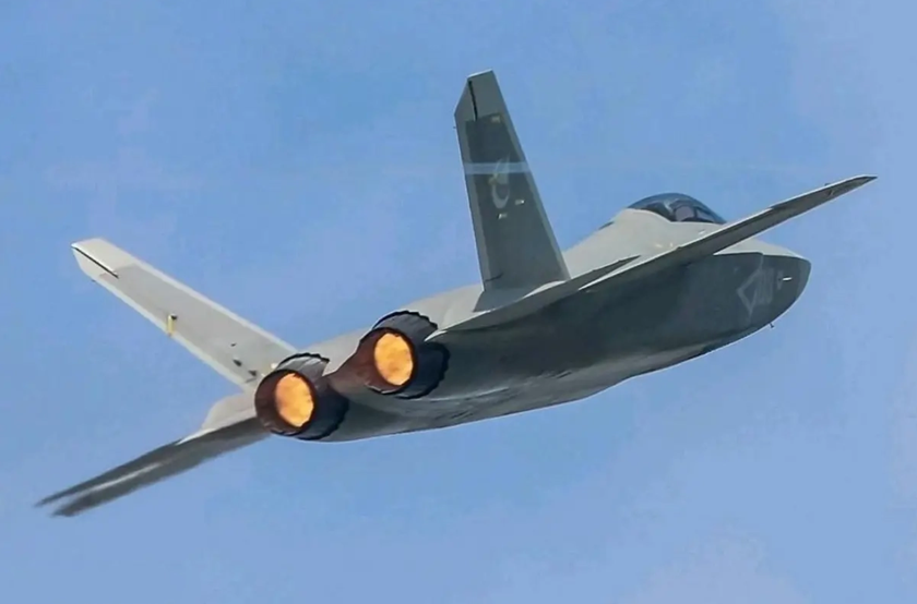 Знакомьтесь с J-35: Новый китайский истребитель будущего